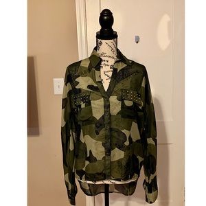Double Zero Sheer Camouflage Top...Sz: Small